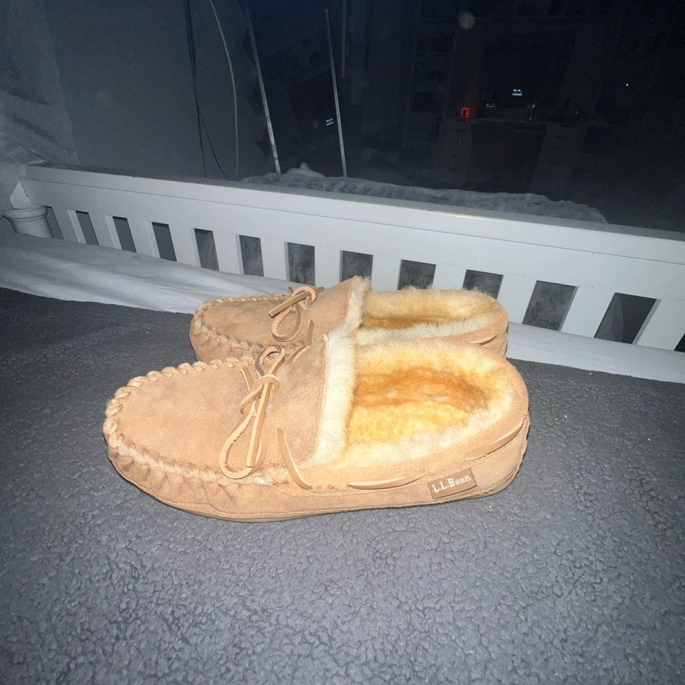 LL bean slippers never worn without tag